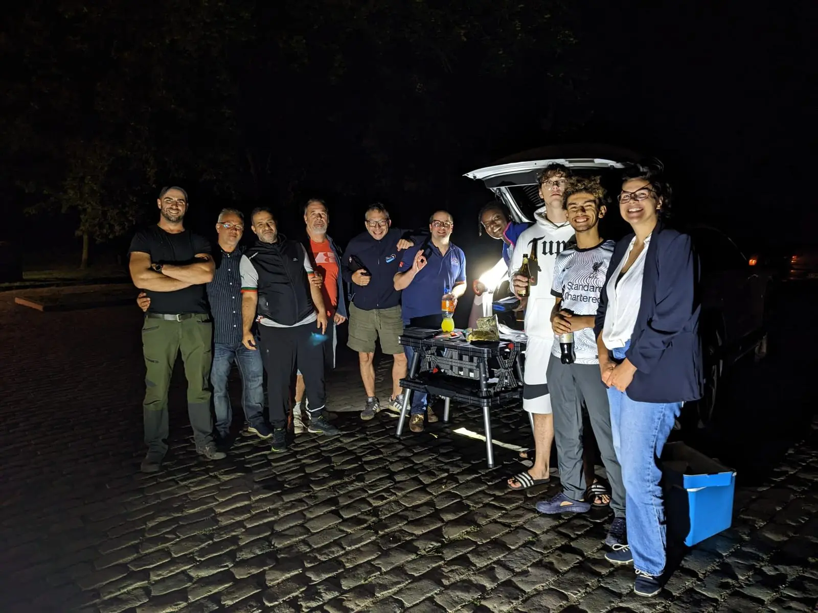 Debriefing et pause carnets apr&egrave;s plong&eacute;e de nuit - Ekeren